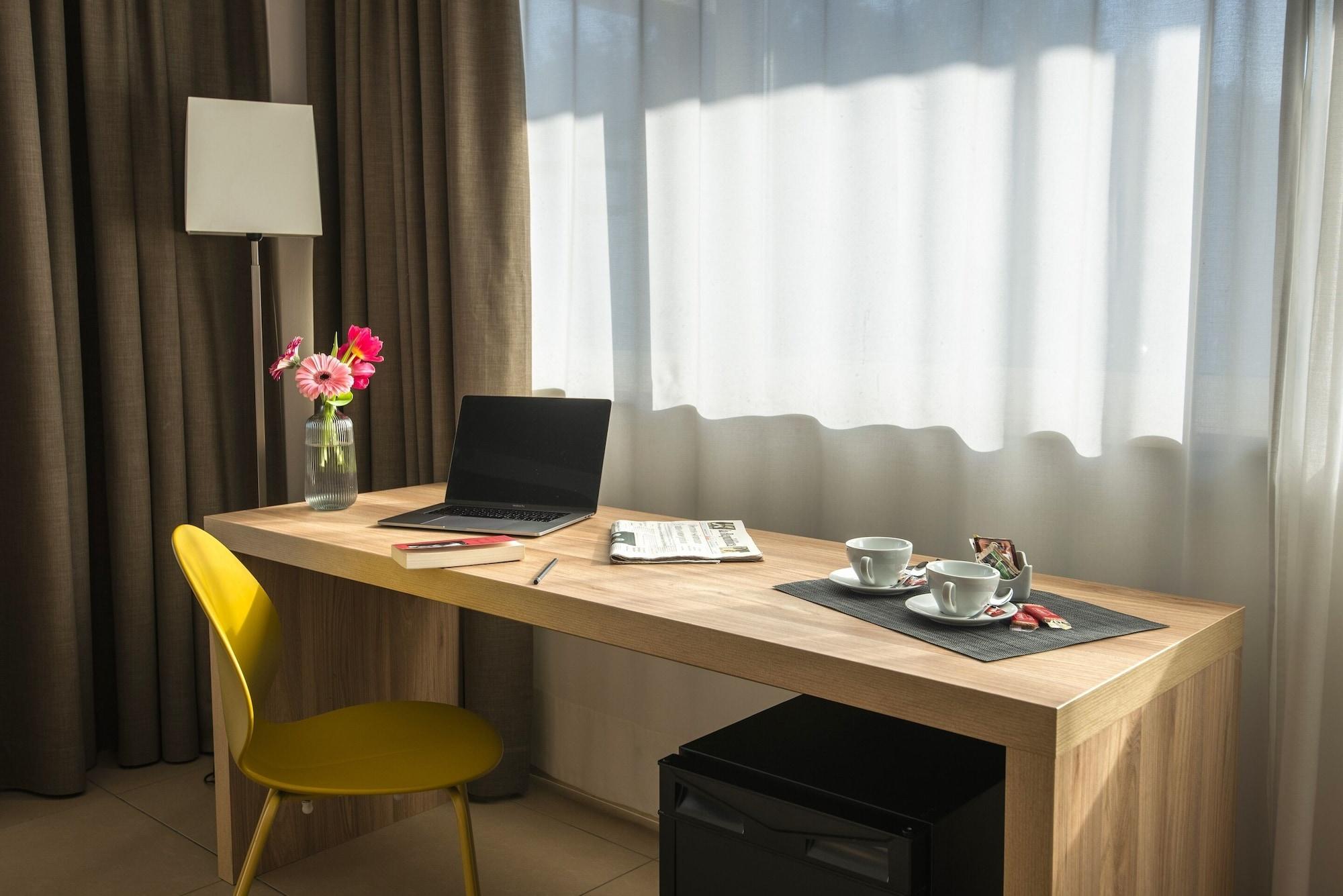 Hotel Dimorae Rooms And Suites - Apartments Civitanova Marche Luaran gambar