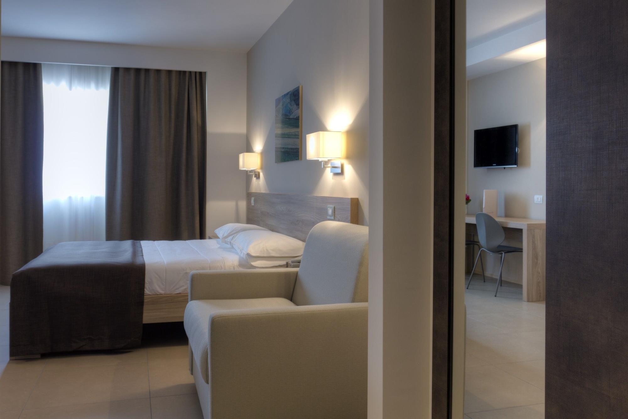 Hotel Dimorae Rooms And Suites - Apartments Civitanova Marche Luaran gambar