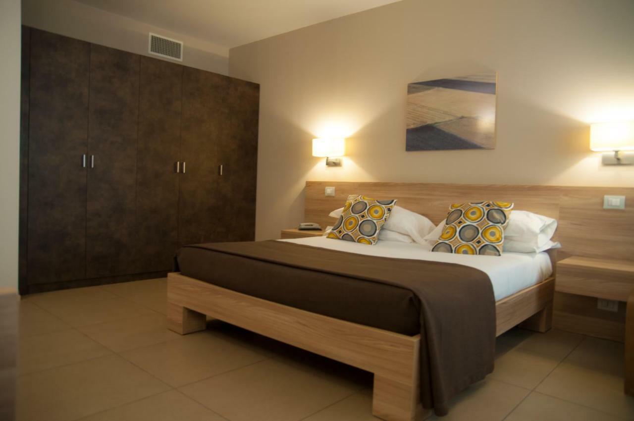 Hotel Dimorae Rooms And Suites - Apartments Civitanova Marche Luaran gambar